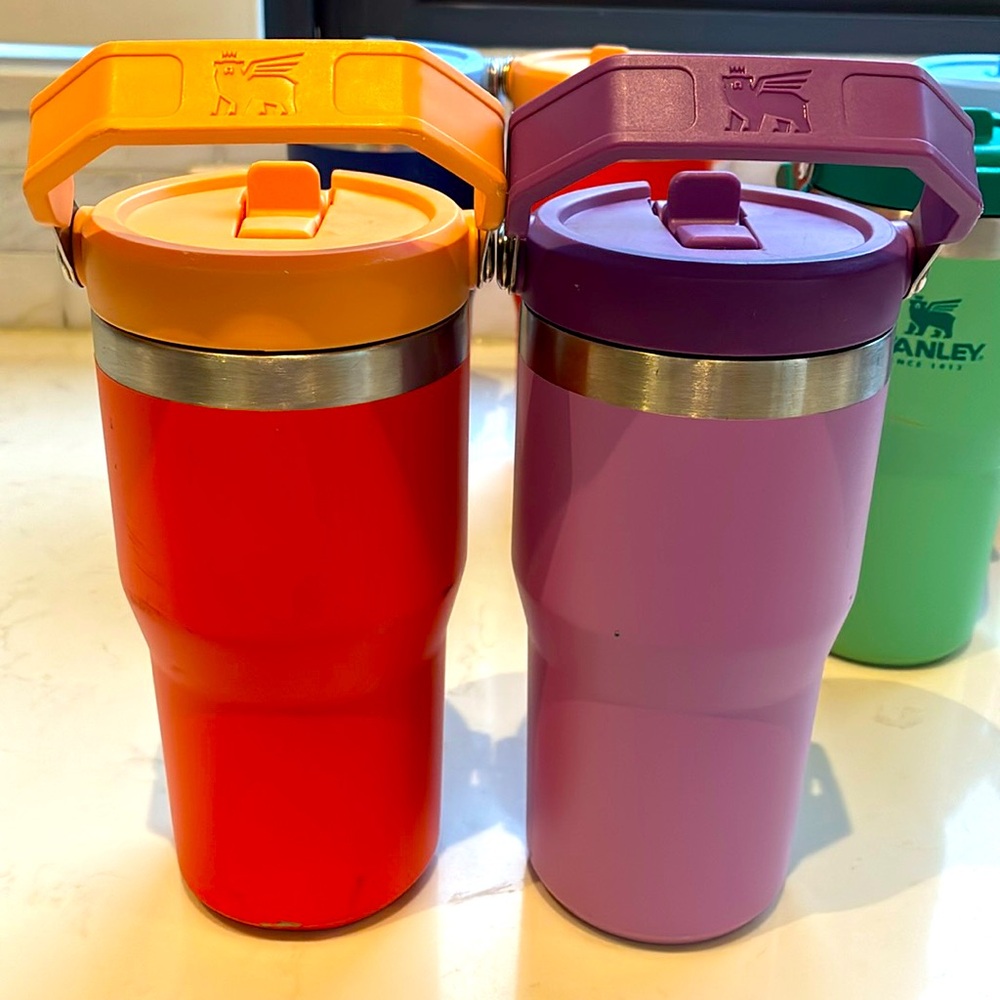 Stanley’s Flip Straw Travel Tumblers - Picture 7 of 17